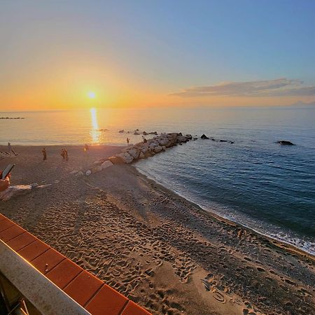 Villaggio Hotel Club Calanovellamare Piraino Luaran gambar