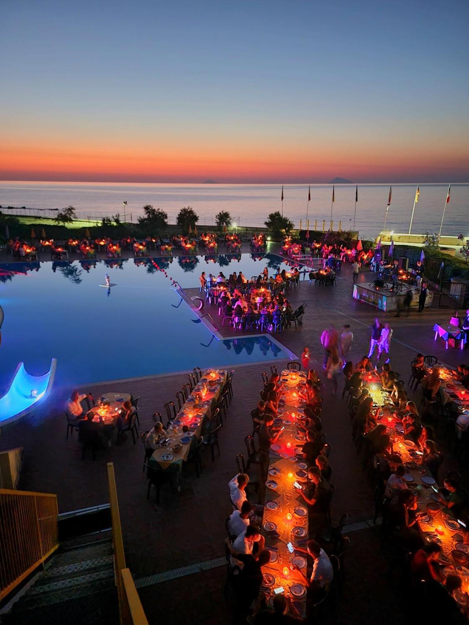 Villaggio Hotel Club Calanovellamare Piraino Luaran gambar